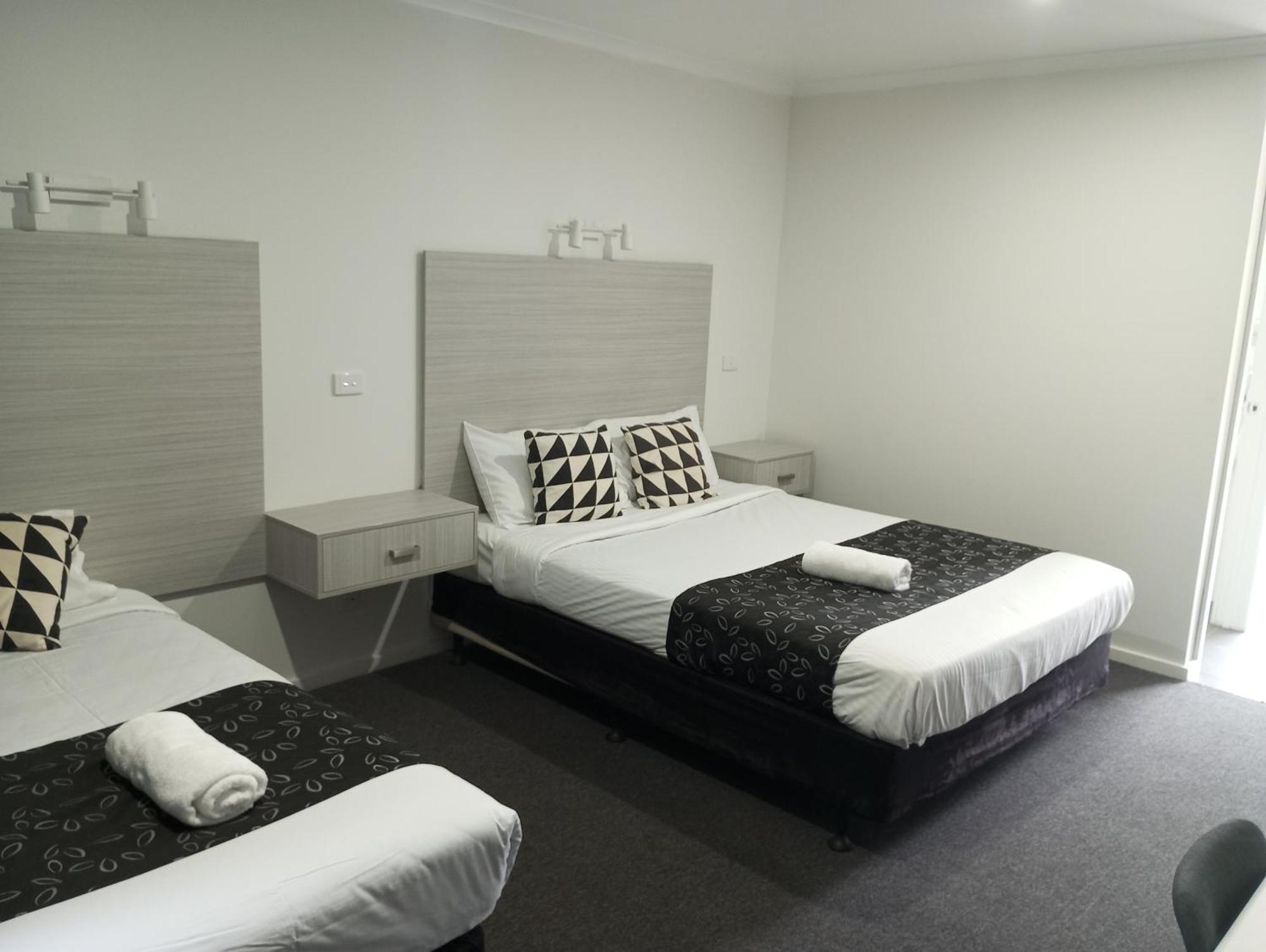 Big Valley Lakeside Paradise Motor Inn Shepparton Luaran gambar