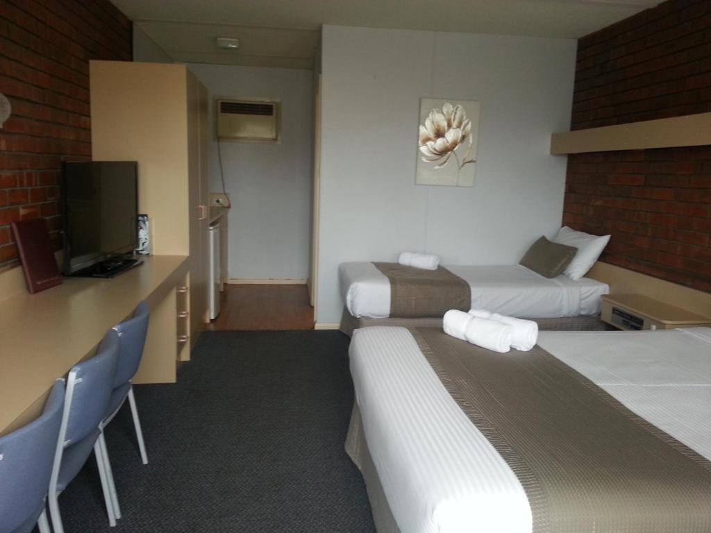 Big Valley Lakeside Paradise Motor Inn Shepparton Bilik gambar