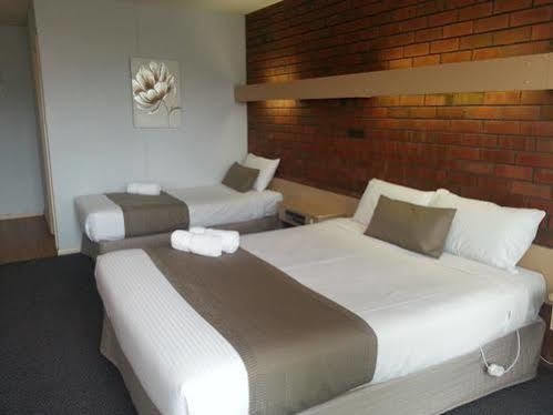 Big Valley Lakeside Paradise Motor Inn Shepparton Luaran gambar