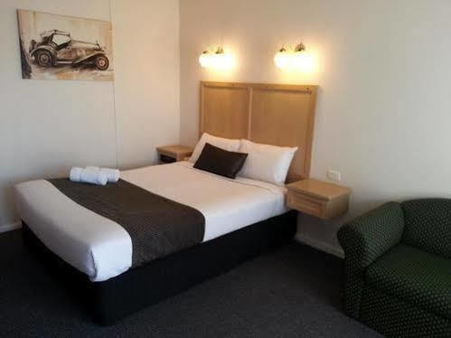Big Valley Lakeside Paradise Motor Inn Shepparton Luaran gambar